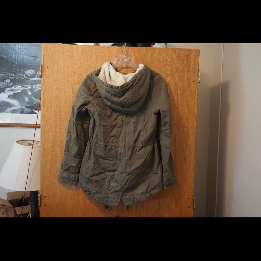 Green jacket - Picture 3 of 4
